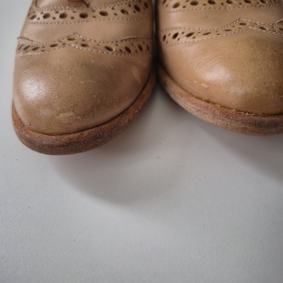 Frye Shoes, Vintage Tan Leather Wingtip Oxford Block Heels, Dark Academia, Sz 10 - Picture 6 of 11